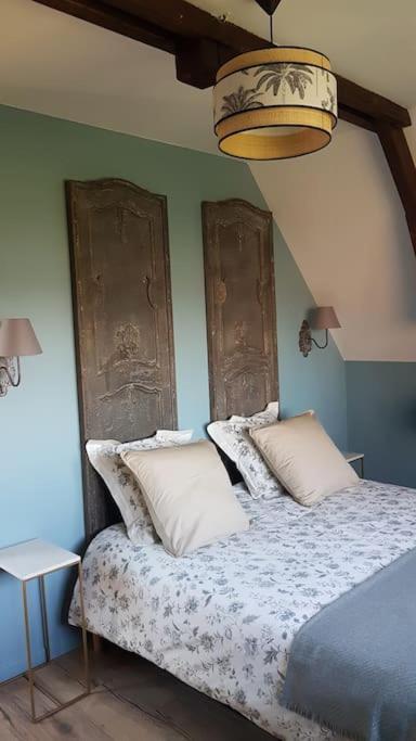 Le Pigeonnier / Gite De Charme 1 A 4 Pers 80 M² Cambrai Exterior foto